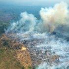 EFE/Ministerio de Defensa
Fuente:
Ministerio de Defensa
Autor:
Ministerio de Defensa
Temática:
Catástrofes y accidentes » Incendios
Medio ambiente » Contaminación » Contaminación del aire
Fotografía cedida por el Ministerio de Defensa de Colombia de un incendio provocado por las disidencias de las FARC, el 4 de febrero de 2022, en el Parque Nacional Natural Serranía de Chiribiquete, en San Vicente del Caguán (Colombia).