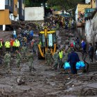 Labor. Los rescatistas sacaron varios cuerpos debajo de los edificios.