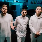 Sus pensamientos humorísticos llegan al público con su música.