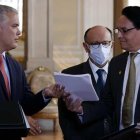 Comitiva. El 11 de enero de 2022, miembros de la Comisión de Fiscalización entregaron el informe del caso Saab al presidente de Colombia, Iván Duque.