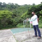 Hecho. Patricia Amores es una de las residentes que no permitirá que se toque este pulmón natural.