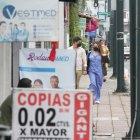 Dos supermercados reemplazaron a los negocios de impresión y fotocopiado, que desaparecieron por la falta de clientes.