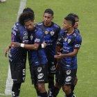 Los jugadores de Independiente del Valle celebran el primer gol ante los paraguayos