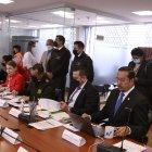 La Comisión de Transparencia y Participación Ciudadana y Control Social de la Asamblea Nacional convocará al presidente del Consejo de la Judicatura, Fausto Murillo, y a la jueza Karly Vargas para que comparezcan a la mesa sobre el caso de la pugna en el CPCCS. La ministra de Gobierno, Alexandra Vela, y miembros de la mayoría del Consejo ya comparecieron el pasado 16 de febrero.