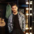 Austin se define primero como cantante, antes que actor y modelo.