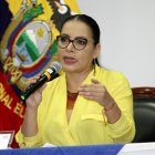 La presidenta del Consejo Nacional Electoral, Diana Atamint,