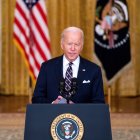 El presidente de EE.UU., Joe Biden, da declaraciones sobre la crisis entre Ucrania y Rusia, este 22 de febrero de 2022, desde la Casa Blanca, en Washington.