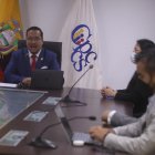 El presidente del CPCCS, Hernán Ulloa, presenció la lectura del informe sobre los cuatro concursos.