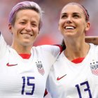 Megan Rapinoe y Alex Morgan, experimentadas jugadoras estadounidenses.