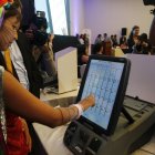 Ejercicio. En 2014 ya se ejecutó una prueba piloto de voto electrónico en Santo Domingo de los Tsáchilas.