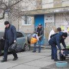 Muchos latinos que se educan en Ucrania buscan la forma de poder salir del bombardeo hacia las fronteras y salvar sus vidas. efe