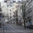 Vista general de ayer de una calle vacía en Kiev, Ucrania