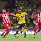 Barcelona vs Técnico Universitario.