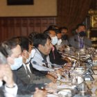 La reunión con el presidente inició pasadas las 18:00 del 2 de marzo y se extendió por más de cuatro horas.