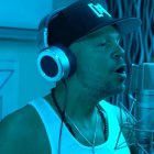 El puertorriqueño lanza dardos contra el colombiano J Balvin en su última producción.