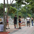 Sector. Jóvenes aprovechan para realizar actividades deportivas. Se alista una cancha de skate.