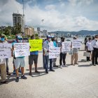 Fotografía de archivo de reporteros y fotógrafos que protestan por el asesinato de un periodista, el 31 de octubre de 2021 en Acapulco, estado de Guerrero (México).