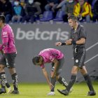 Los jugadores de los dos equipos mostraron su enojo por diferentes decisiones del árbitro Marlon Vera.