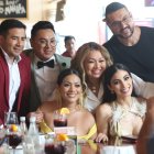 El equipo de la revista familiar "En contacto".