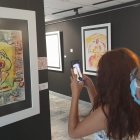 A través del código QR se accede a más información sobre las obras de arte.