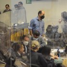 Legisladores de la bancada correísta, durante la sesión del pleno de la Asamblea que se convocó para el tratamiento y aprobación de las amnistías.