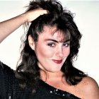 Gracias al éxito de este single de 1982, Laura Branigan fue nominada al Grammy como mejor vocalista pop.