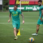 Barcelona deberá lamerse las heridas causadas por la eliminación en la tanda de penales en la tercera fase previa a la ronda de grupos de la Copa Libertadores y mirar el campeonato local, del cuál se alza como líder en solitario.