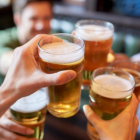 Se puede beber, comer, bailar y hasta se presentan bandas musicales