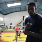 Carlos Mina vuelve a la competencia local tras casi 3 años de ausencia.