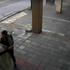 Acción. El hecho quedó grabado en cámaras de videovigilancia.