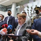 La ahora exministra presentó una demanda de inconstitucionalidad este 29 de marzo en la Corte Constitucional.