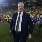 El argentino Gustavo Alfaro tuvo un sentido discurso al finalizar el compromiso.