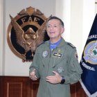 Explicación. El comandante de la FAE