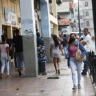 Escenario. En los corredores comerciales no se apreció, por algunas horas, vigilancia de las camionetas.
