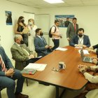 Cita. Las autoridades se reunieron en Guayaquil para analizar los cobros ilegales con las tarjetas de crédito.