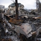 Imagen de una zona destruída de Bucha.
