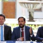 El secretario de Comunicación, Eduardo Bonilla indicó que la división del ministerio de Gobierno y del Interior permitió reaccionar de mejor forma ante la masacre, y que las reformas legales e indultos, contribuyen "a quitar peso en las cárceles".