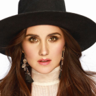 Dulce María empezó su carrera en 1991.