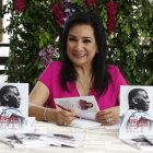 Tania Tinoco durante la presentación de su libro en noviembre de 2021.