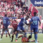 Eléctricos y morlacos generaron un partido entretenido de ida y vuelta en el que finalmente se repartieron 1 punto para cada uno.