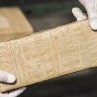 45 sacos negros de yute escondían 3.096 paquetes de forma rectangular con clorhidrato de cocaína.