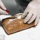 Referencial. Las fuerzas del orden señalaron que hallaron 2.461 paquetes rectangulares con el alcaloide y con ello dejaron "fuera de circulación 24.585.390 dosis".