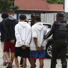 Aislados. La ley es benigna hasta en el trato a los adolescentes luego de ser sorprendidos por hechos delictivos. Son aislados, no detenidos.