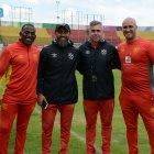 Recuerdo. Nelson Videla (derecha) ya trabajó como asistente técnico en Aucas.