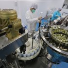 Recorrido dentro de la planta procesadora de medicamentos en Laboratorios H&G Agencia (ag-extra)