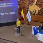 Acto. Prefecta del Guayas, en la adjudicación del contrato del dragado al consorcio Dragando por Guayas, el 24 de febrero de 2022.