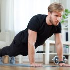 Una buena opción para comenzar a ejercitarse es proponiéndose cumplir un programa breve.