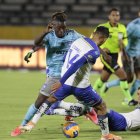 Encuentro entre Cumbayá VS Emelec por LigaPro en el estadio Atahualpa