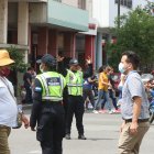 Ritmo. El casco comercial es uno de los puntos donde la congestión vehicular abruma tanto a conductores como a peatones. Y ya no solo se dan en las denominadas horas pico.