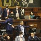 Nuevamente se produjeron incidentes en el Pleno de la Asamblea por el cambio del orden del día.